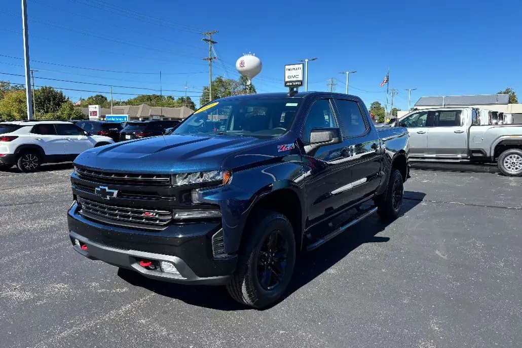 2021 Chevrolet Silverado 1500 LT Trail Boss photo 1