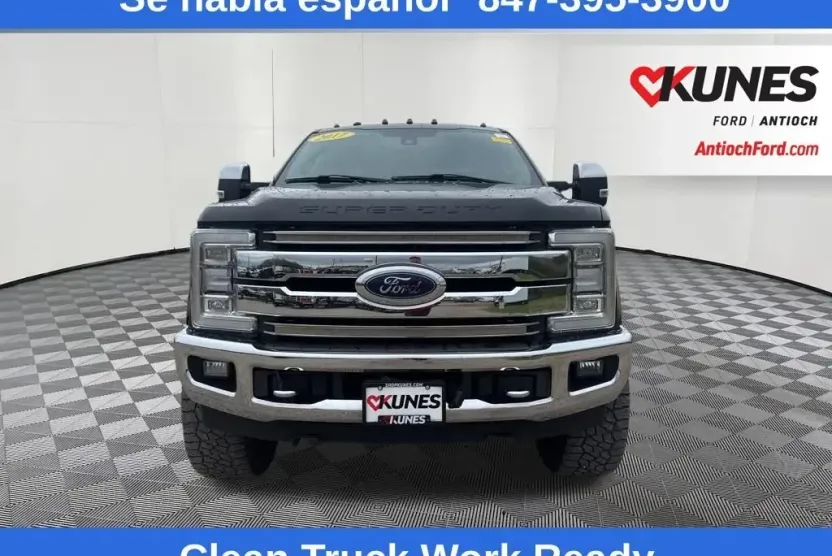 2017 Ford F-350 photo 1