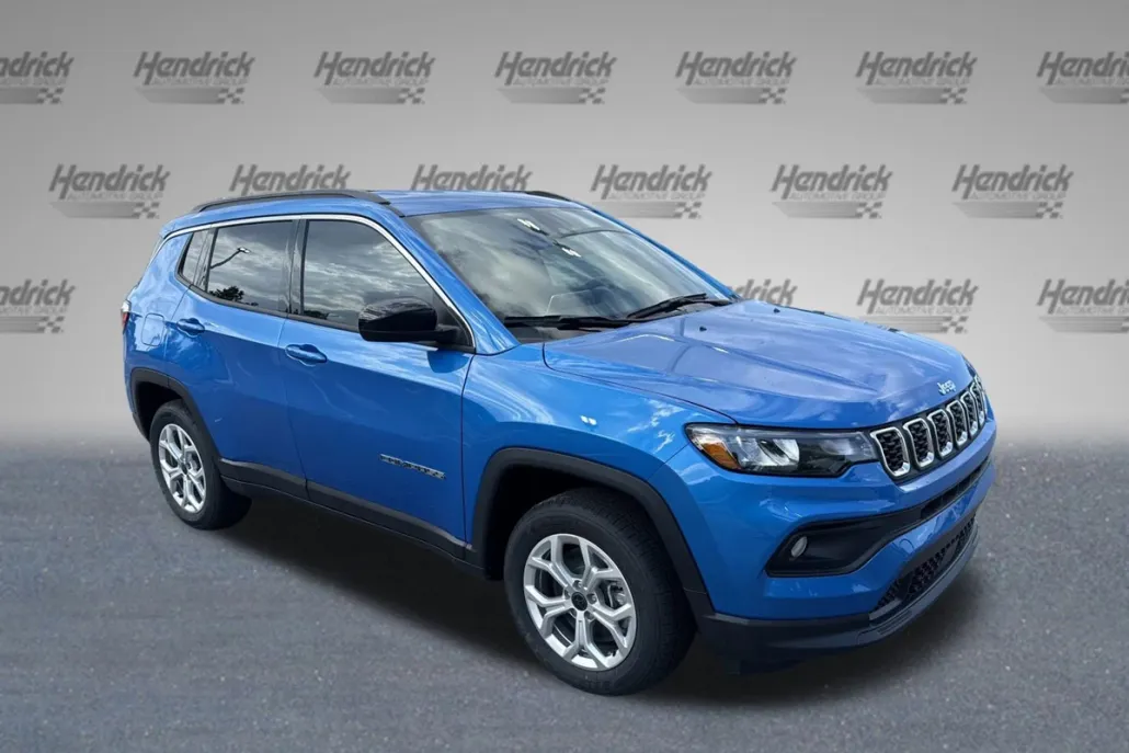 2025 Jeep Compass Latitude photo 1