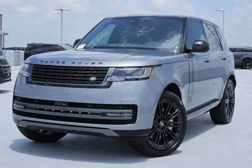 2025 Land Rover Range Rover SE photo 1