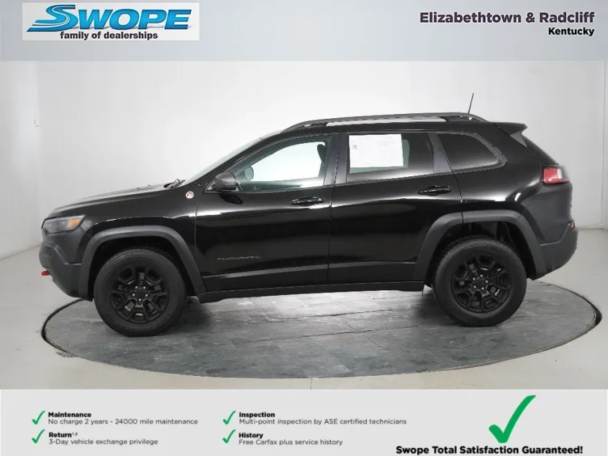 2019 Jeep Cherokee Trailhawk photo 1