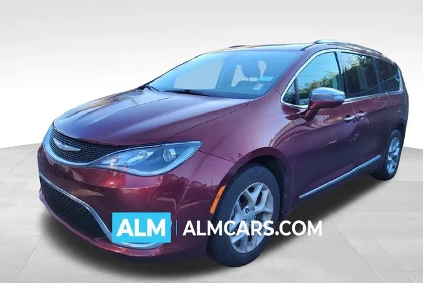2020 Chrysler Pacifica Limited photo 1