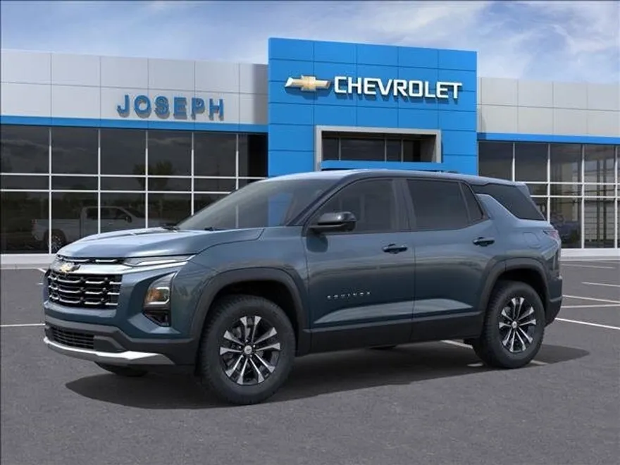 2026 Chevrolet Equinox LT photo 1