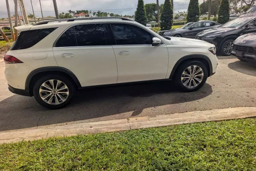 2021 Mercedes Benz GLE 350 4MATIC photo 1