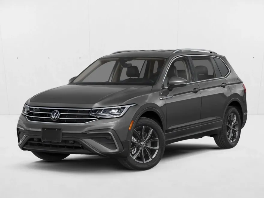 2024 Volkswagen Tiguan SE Wolfsburg Edition photo 1