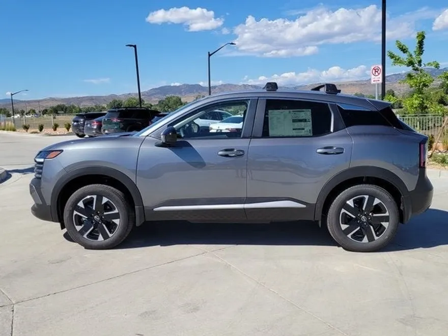 2026 Nissan Kicks SV photo 1