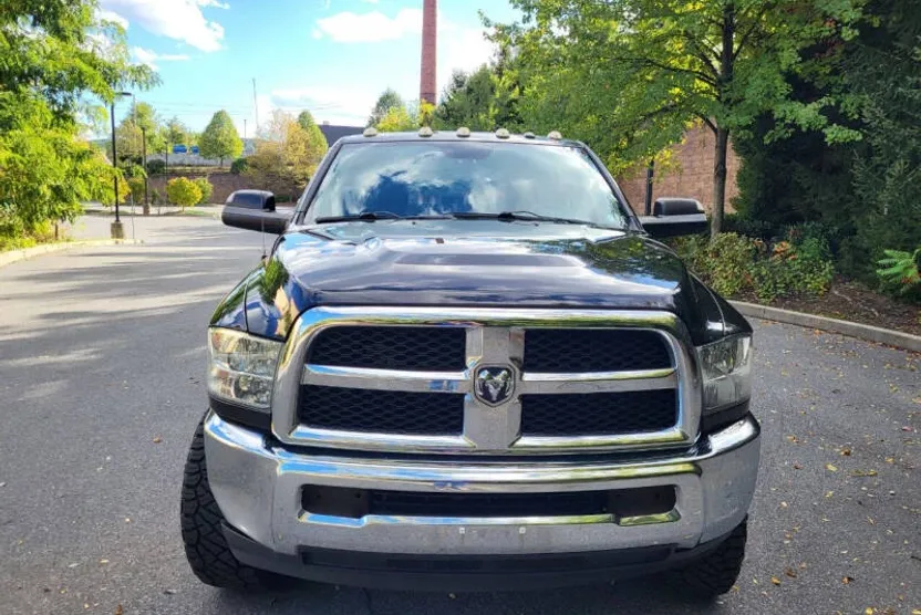 2016 Ram 2500 Tradesman photo 1