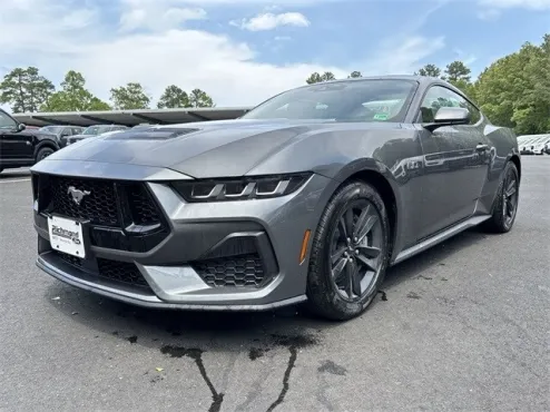 2025 Ford Mustang GT photo 4