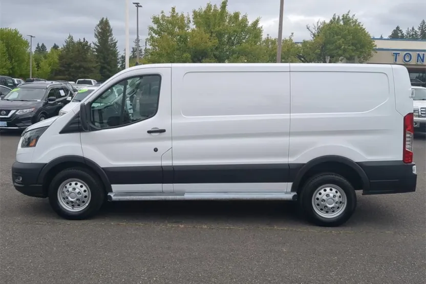 2023 Ford Transit photo 1