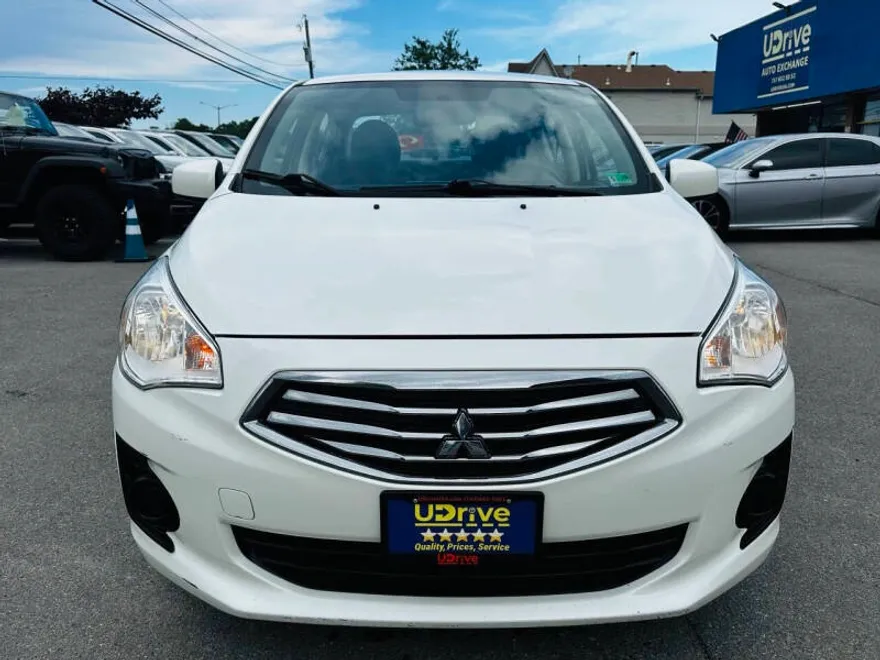2019 Mitsubishi Mirage G4 ES photo 1