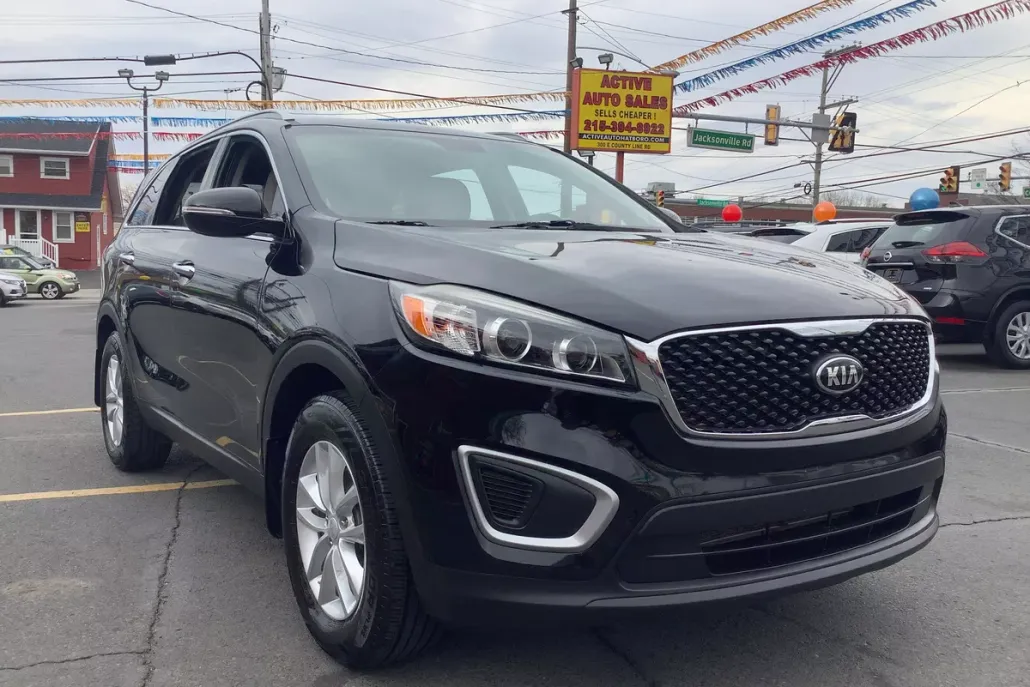2017 Kia Sorento LX photo 1