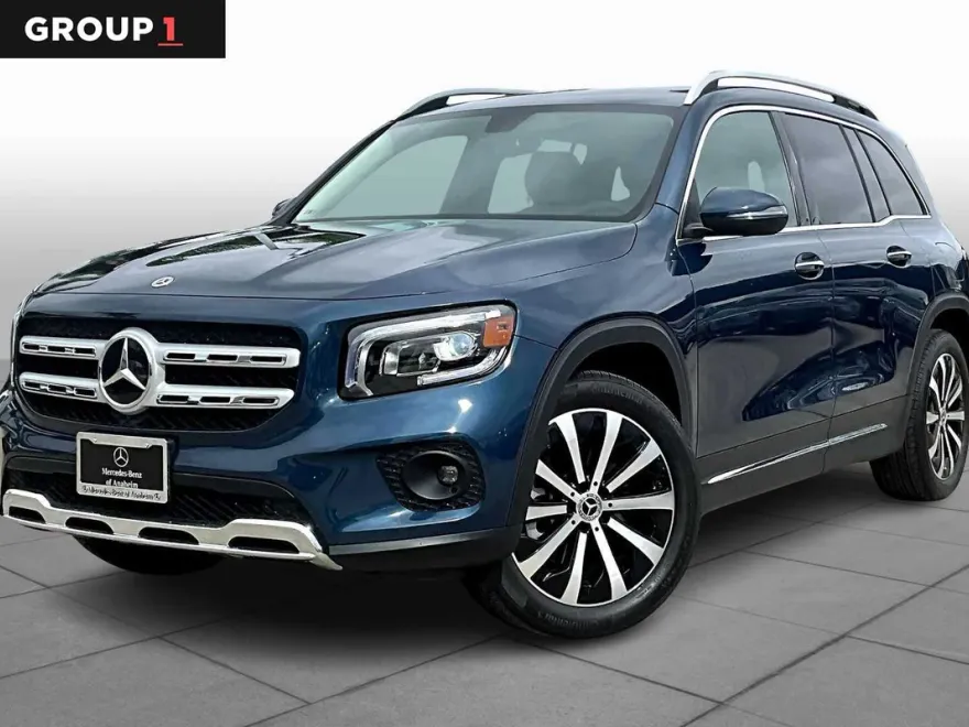 2023 Mercedes Benz GLB 250 photo 1