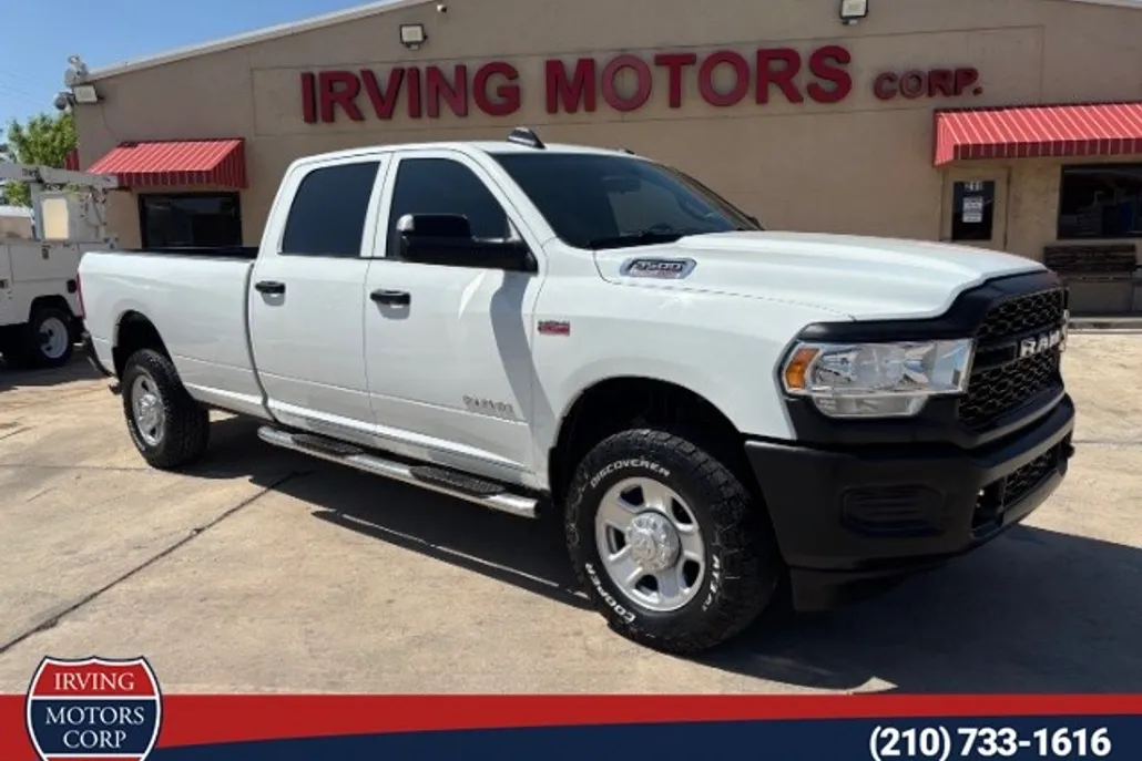 2022 Ram 3500 Tradesman photo 1