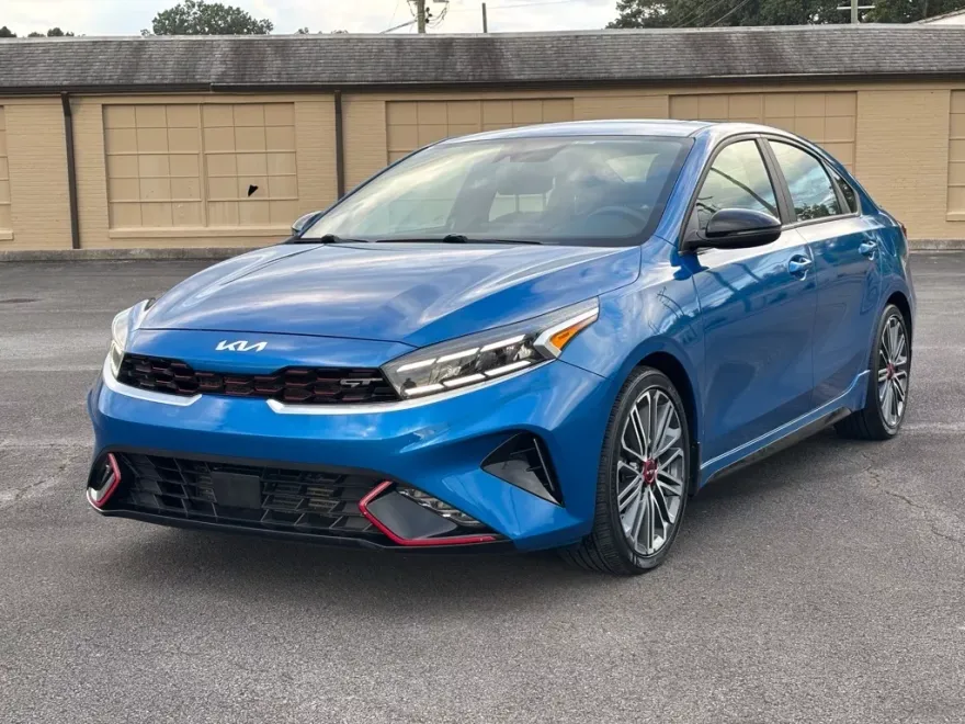 2022 Kia Forte GT photo 1