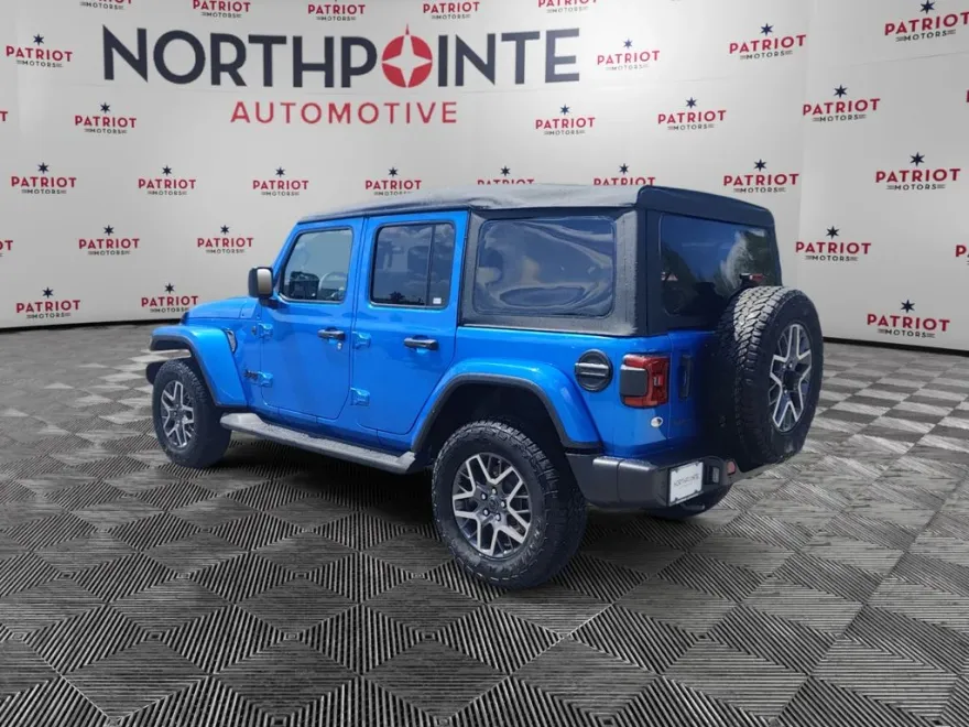 2025 Jeep Wrangler Sahara photo 1