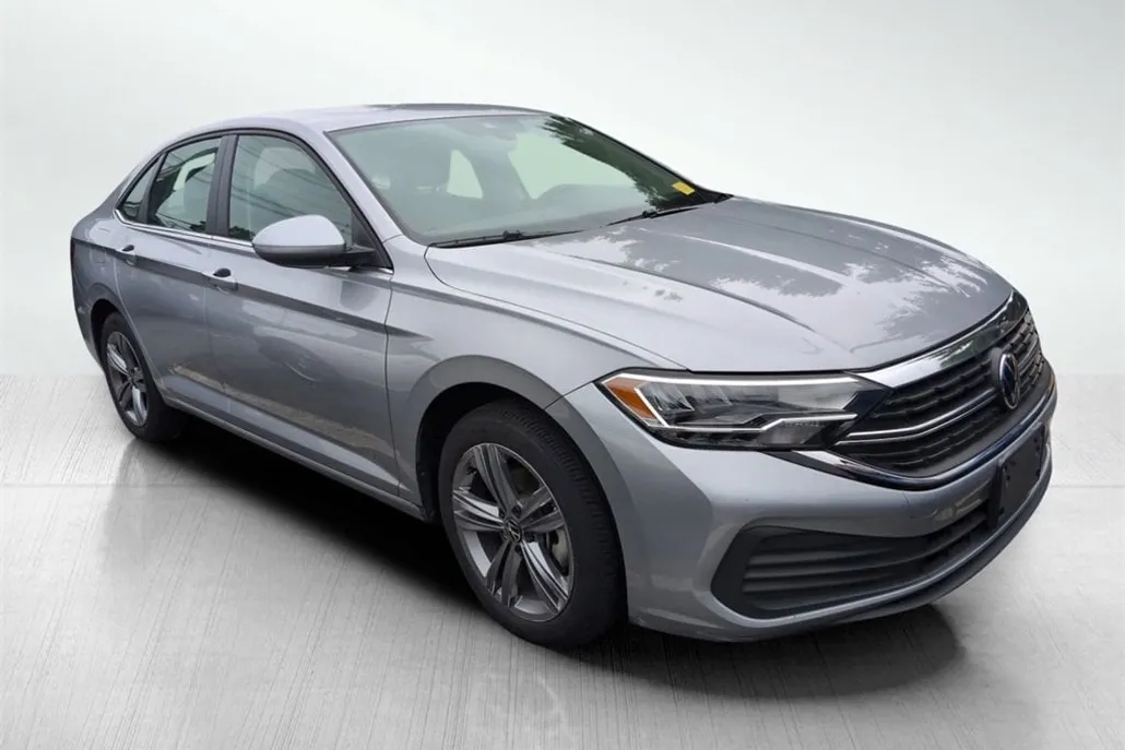 2024 Volkswagen Jetta SE photo 1
