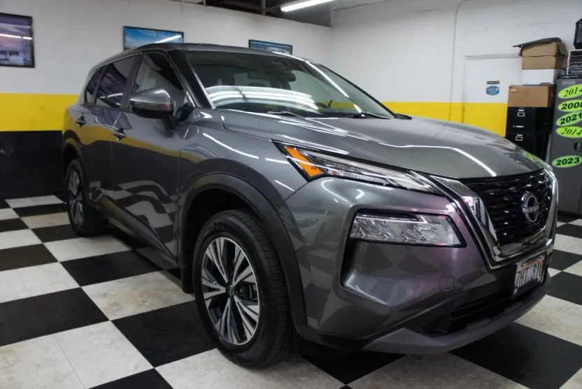 2022 Nissan Rogue SV photo 1