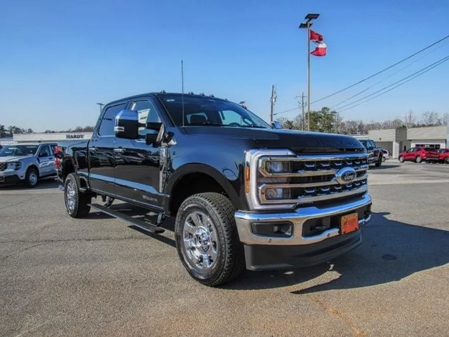 2025 Ford F-250 photo 1