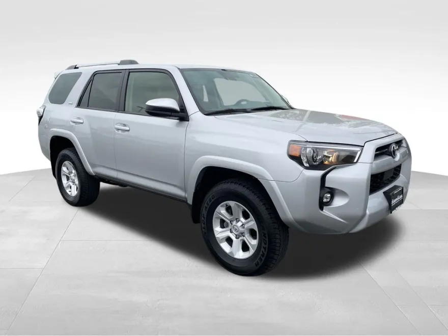 2024 Toyota 4Runner SR5 photo 1