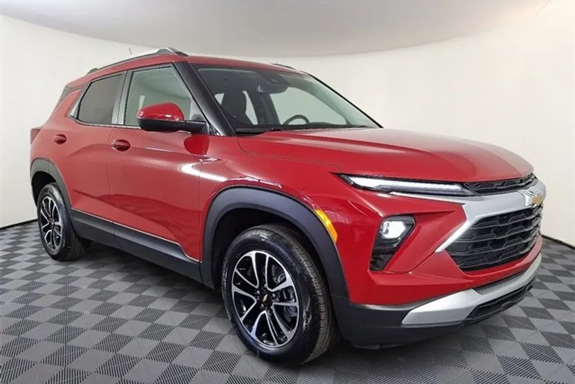 2026 Chevrolet Trailblazer LT photo 1