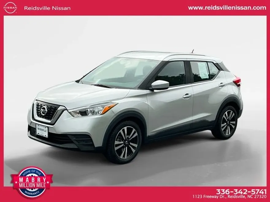 2019 Nissan Kicks SV photo 1