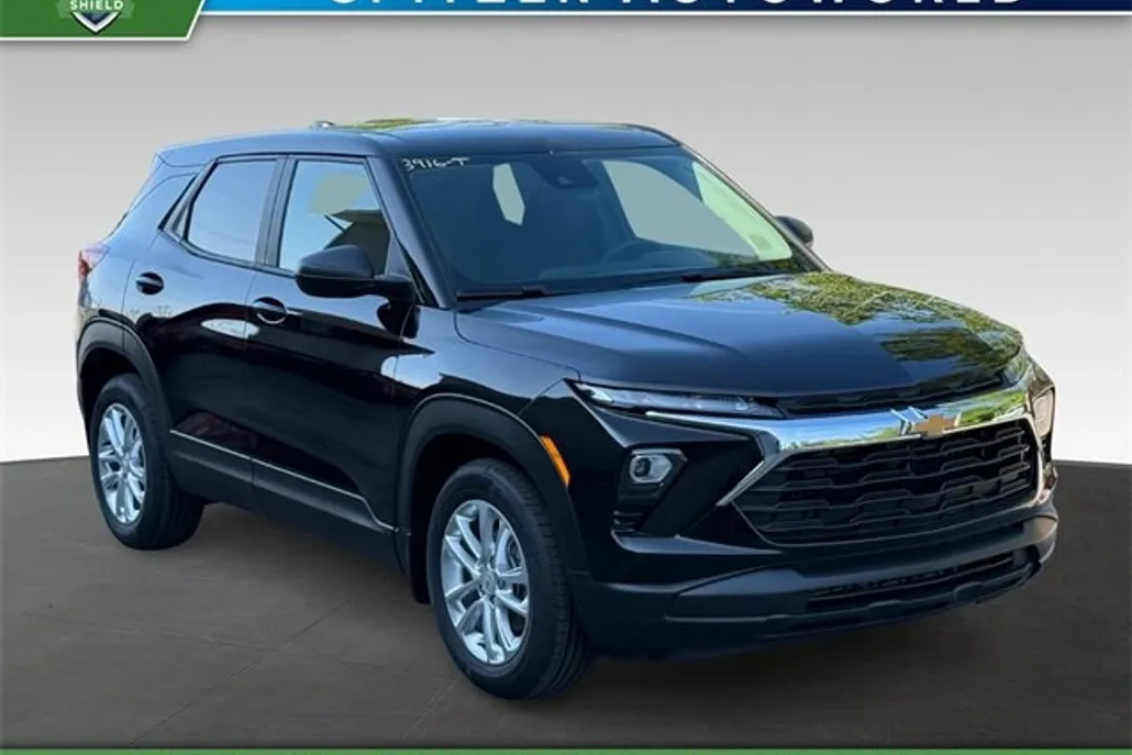 2026 Chevrolet Trailblazer LS photo 1