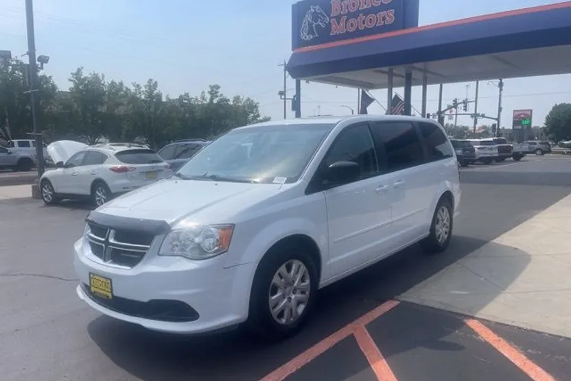 2016 Dodge Grand Caravan SE photo 1