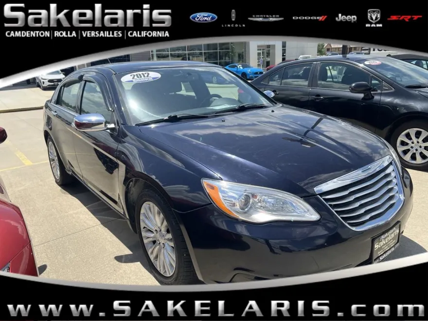 2012 Chrysler 200 Limited photo 1