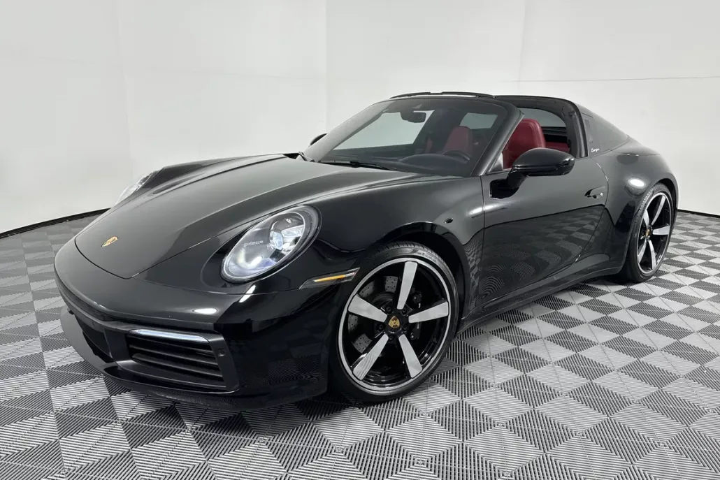 2021 Porsche 911 Targa 4S photo 1