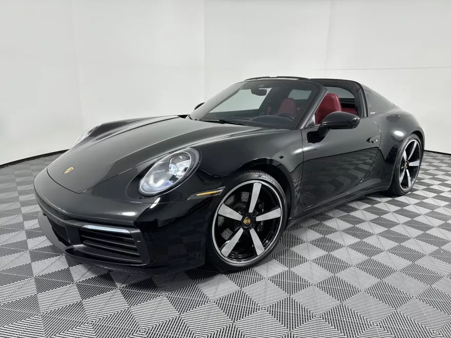 2021 Porsche 911 Targa 4S photo 1