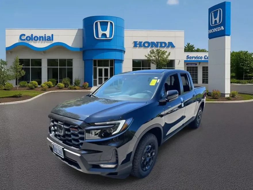 2025 Honda Ridgeline TrailSport photo 1
