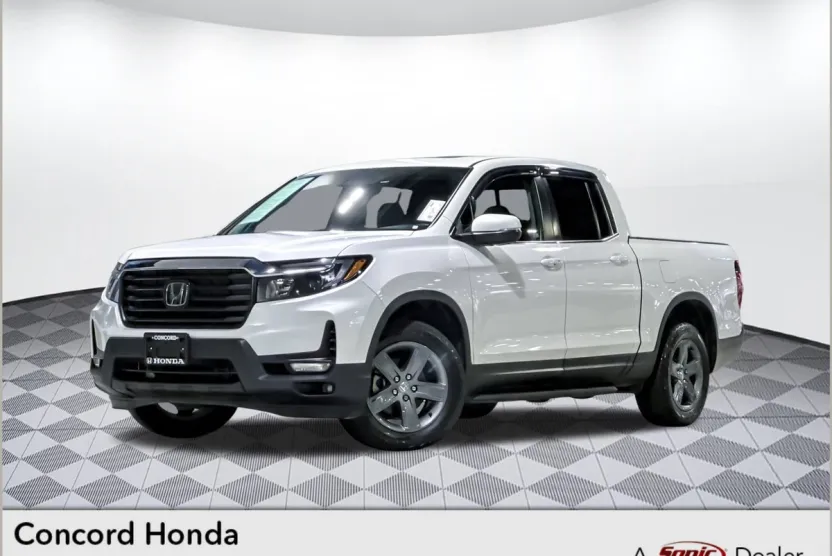 2023 Honda Ridgeline RTL photo 1