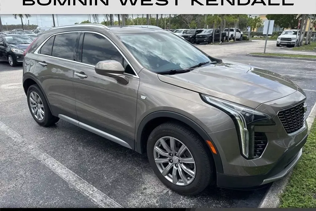 2020 Cadillac XT4 Premium Luxury photo 1