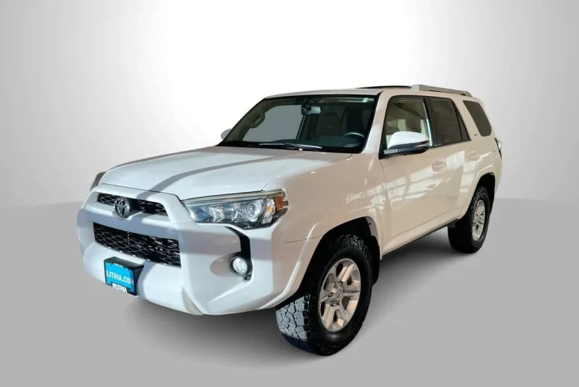 2016 Toyota 4Runner SR5 Premium photo 1