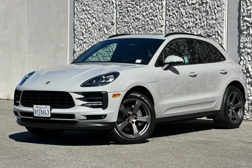 2021 Porsche Macan Base photo 1