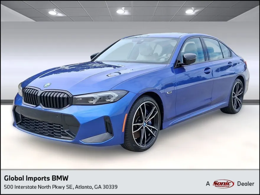 2023 Bmw 330e photo 1