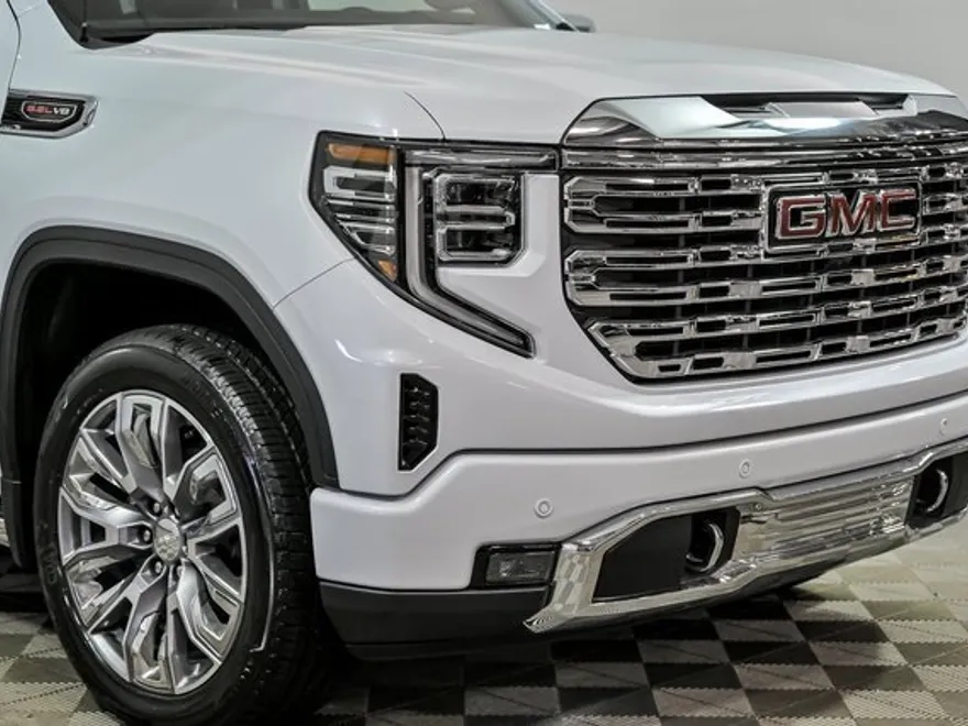 2026 Gmc Sierra 1500 Denali photo 1