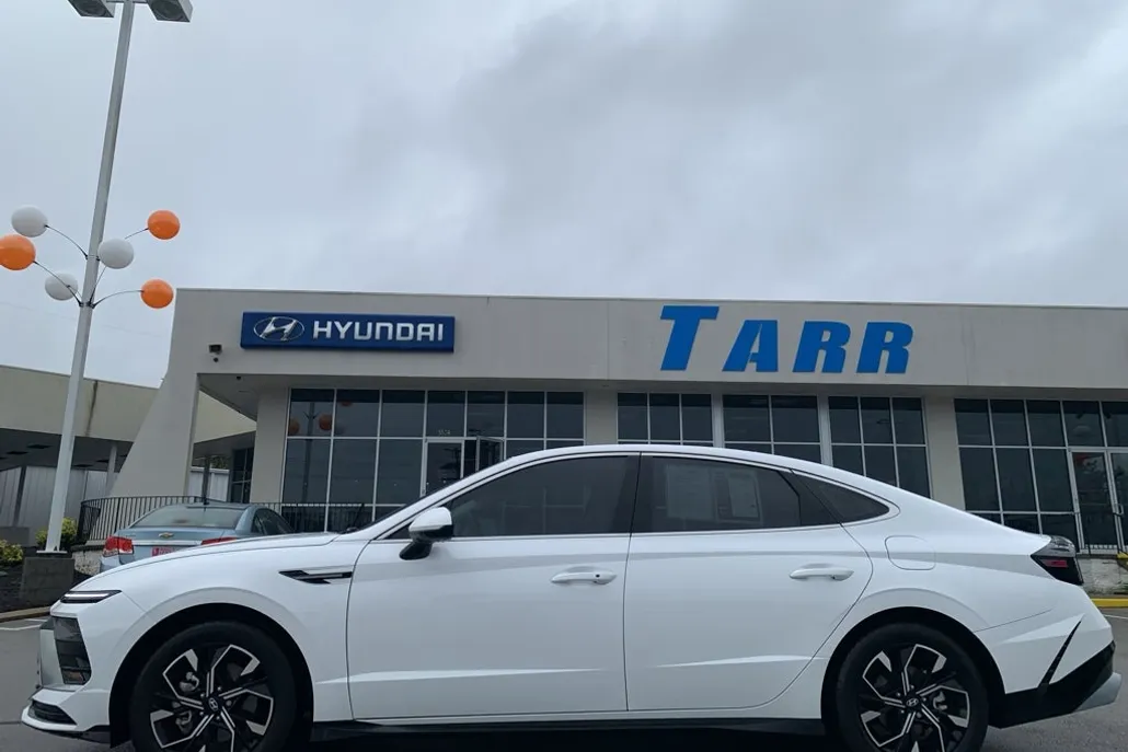 2024 Hyundai Sonata SEL photo 1