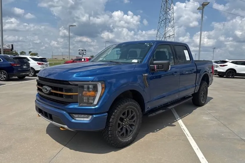 2022 Ford F-150 XL photo 1