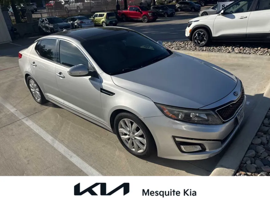 2015 Kia Optima EX photo 1