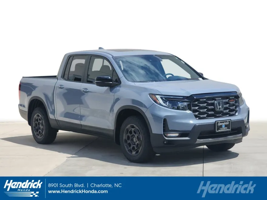 2025 Honda Ridgeline TrailSport photo 1