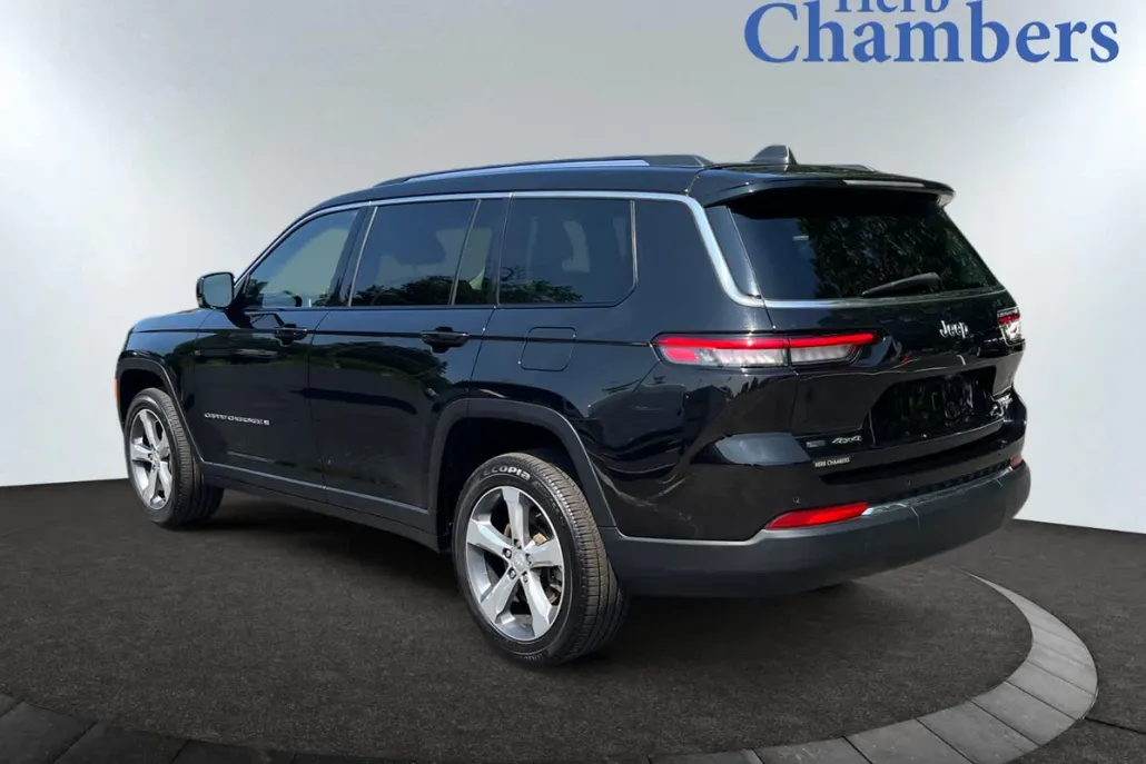 2021 Jeep Grand Cherokee Limited photo 1