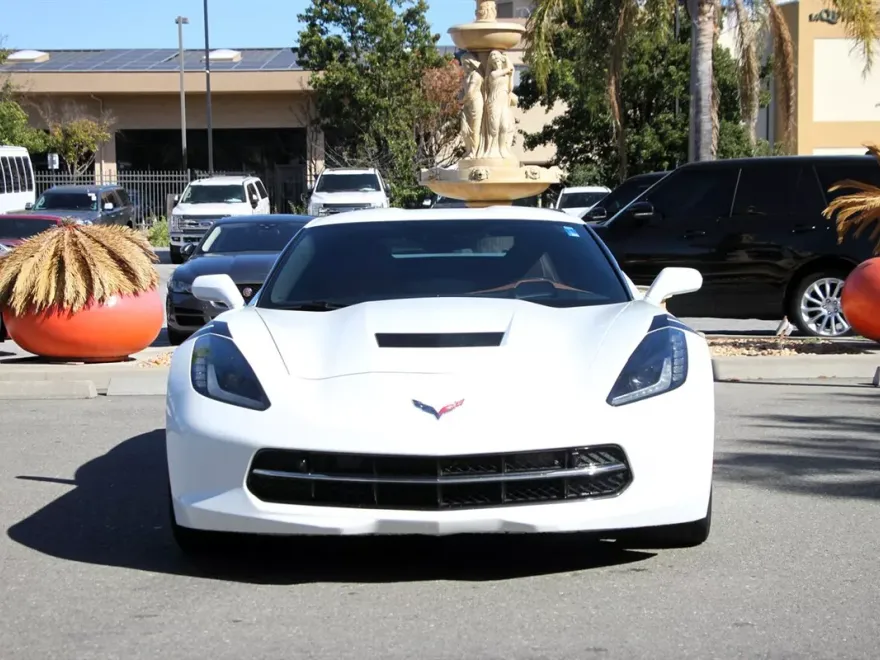 2019 Chevrolet Corvette Stingray 2LT photo 1