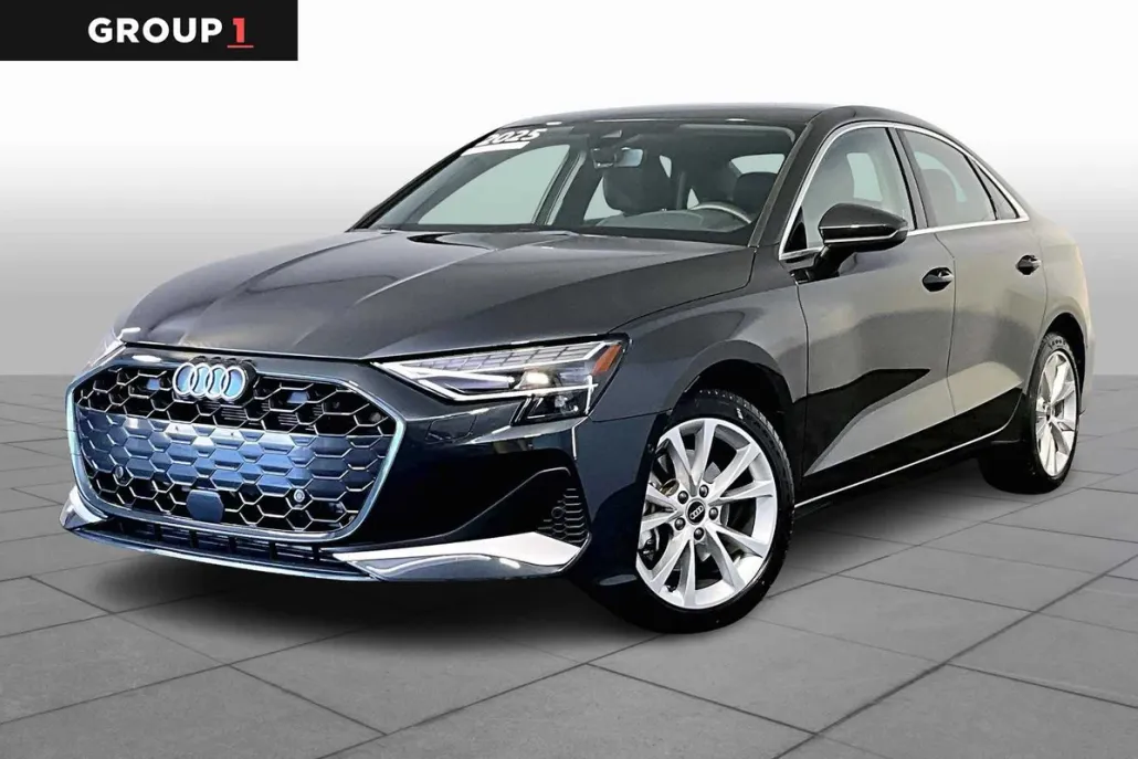 2025 Audi A3 2.0T Premium photo 1