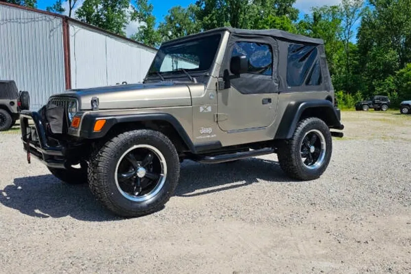 2006 Jeep Wrangler X photo 1