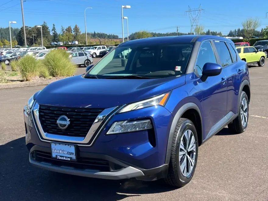 2023 Nissan Rogue SV photo 1