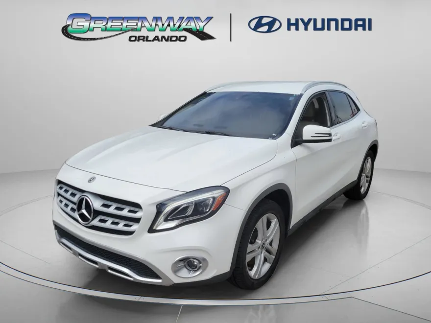 2019 Mercedes Benz GLA 250 photo 1