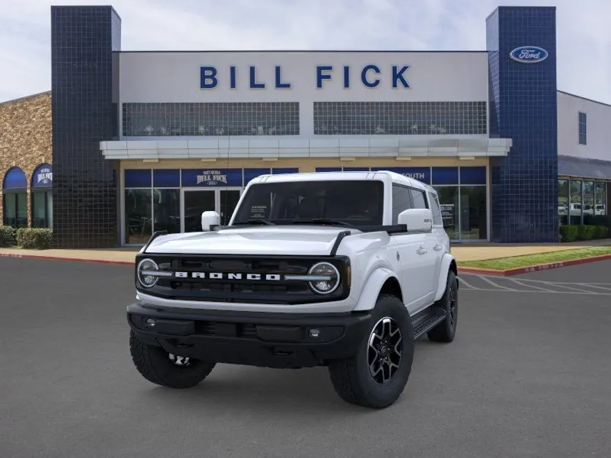 2025 Ford Bronco Outer Banks photo 1