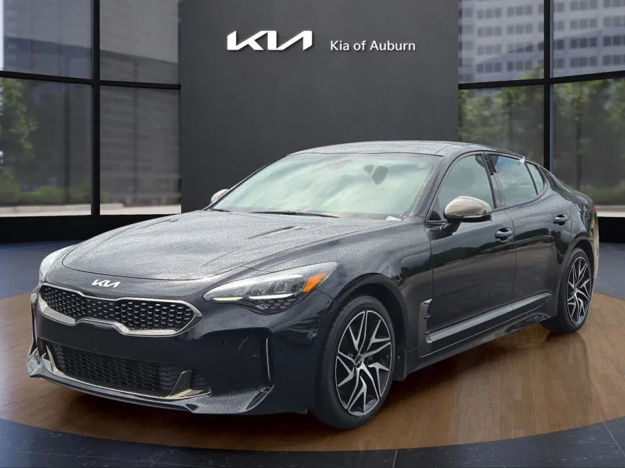 2023 Kia Stinger GT-Line photo 1