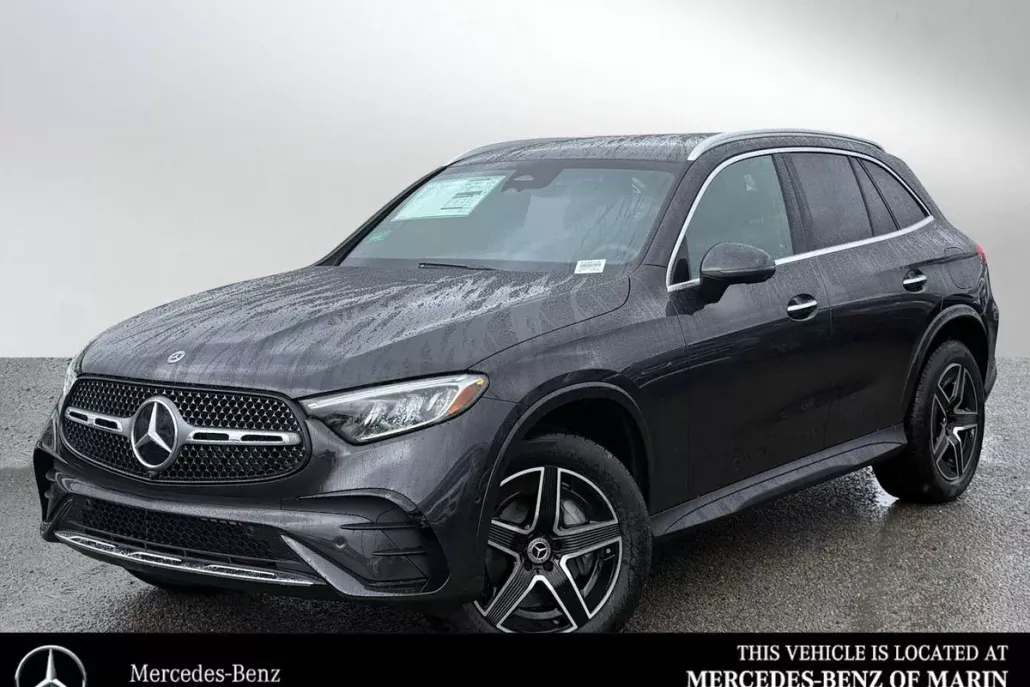 2024 Mercedes Benz GLC 300 photo 1